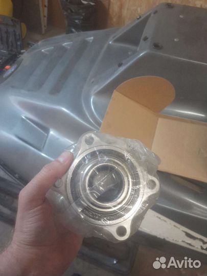 Ступичный подшипник hyundai Santa Fe