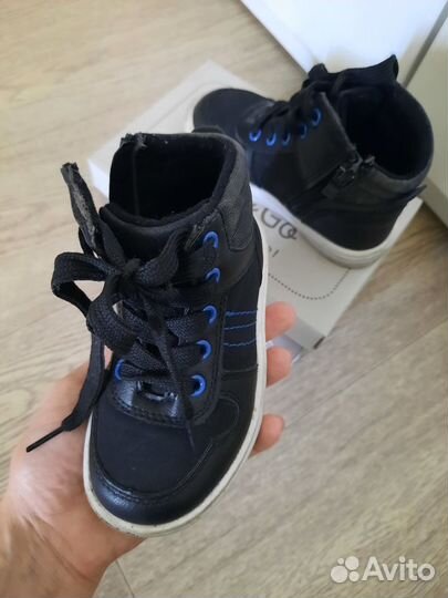 Кроссовки ботинки осенние 23 размер