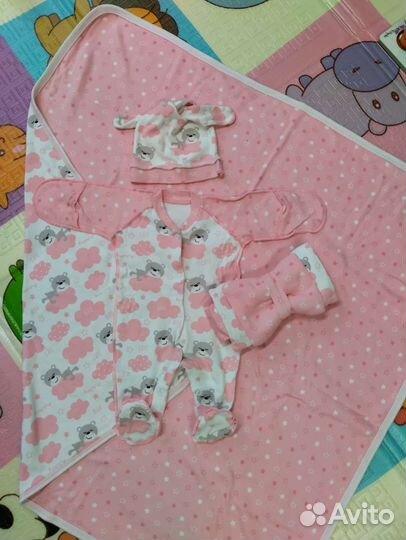 Комплект на выписку для девочки лето