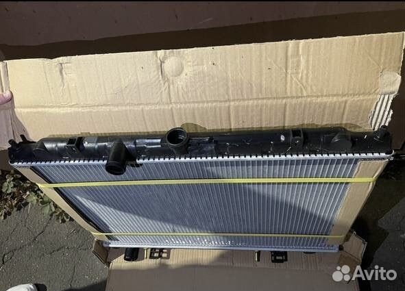 Радиатор охлаждения на nissan x trail 30