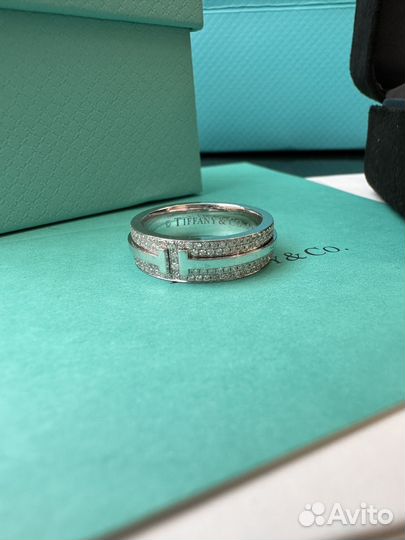 Tiffany кольцо T белое золото с бриллиантами