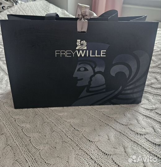 Frey wille платок