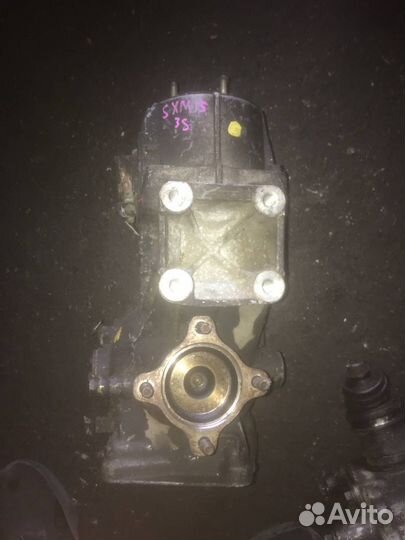 Редуктор Toyota Ipsum SXM15