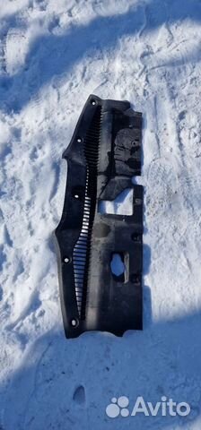 Дефлектор радиатора верхний subarutribeca