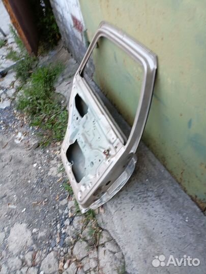 Дверь задняя левая kia sephia