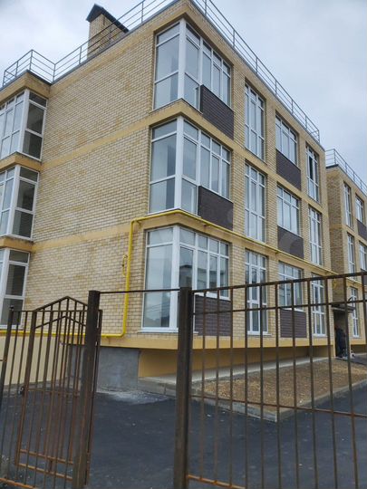 2-к. квартира, 48 м², 3/3 эт.