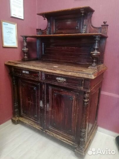 Антикварный буфет