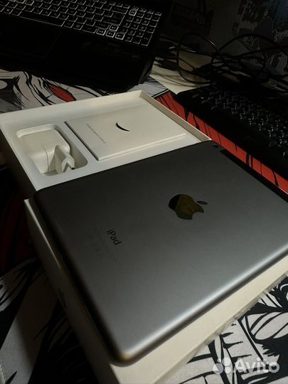 iPad mini 2 (Wi-Fi + Cellular)