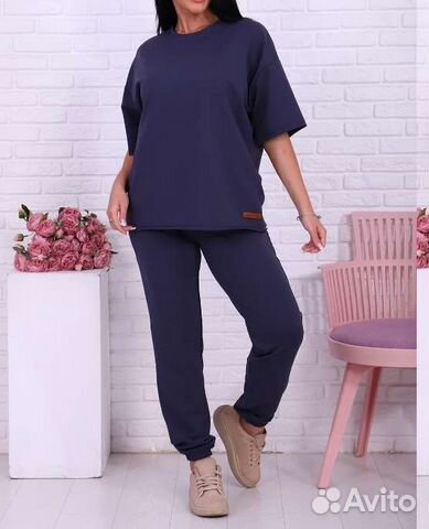 Костюм женский