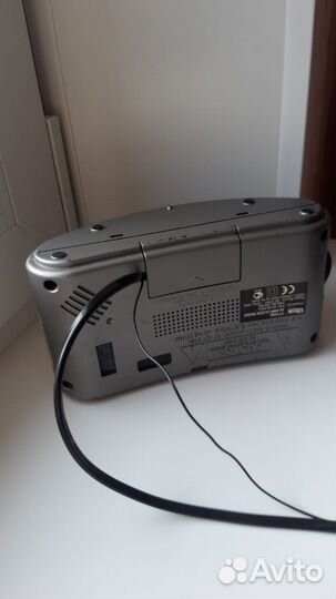 Радиочасы Vitek VT-3502
