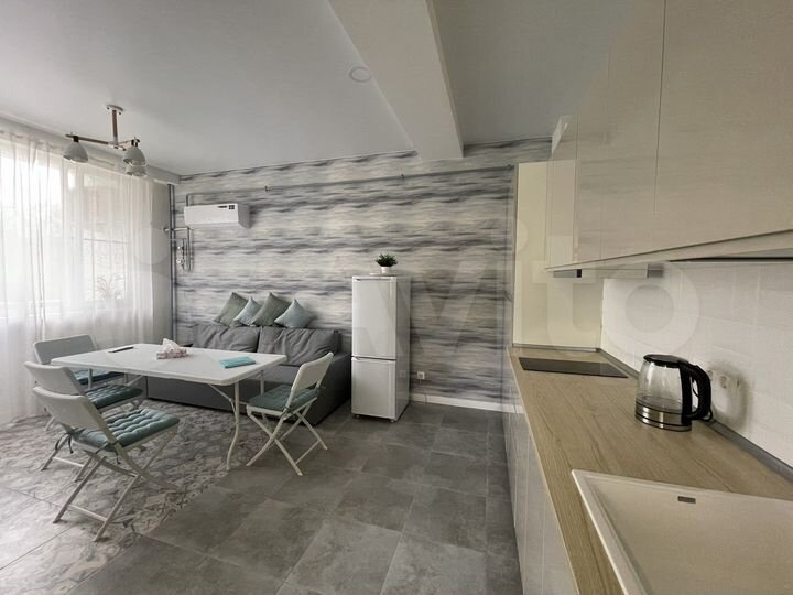 3-к. квартира, 70 м², 2/4 эт.