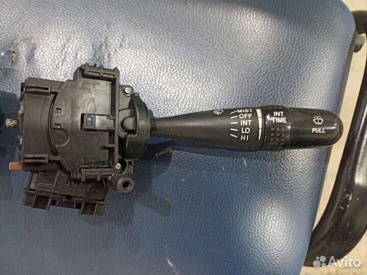 Под рулевой переключатель Toyota Corolla 120 00-06