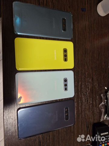 Крышка Samsung s10e