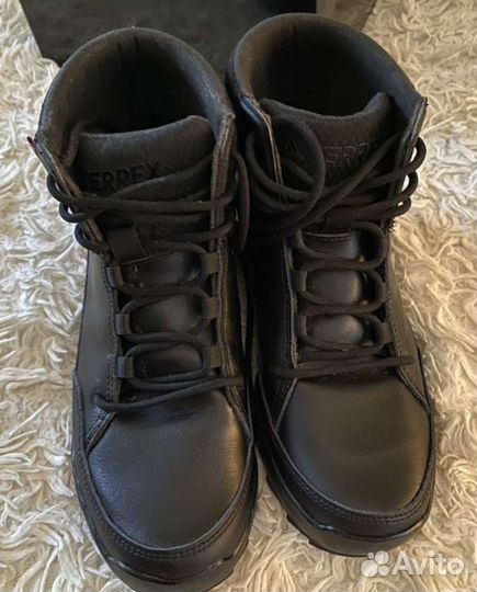 Зимние ботинки adidas
