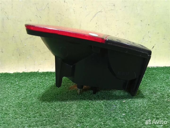 Фонарь задний внутренний правый Peugeot 406 (8E)