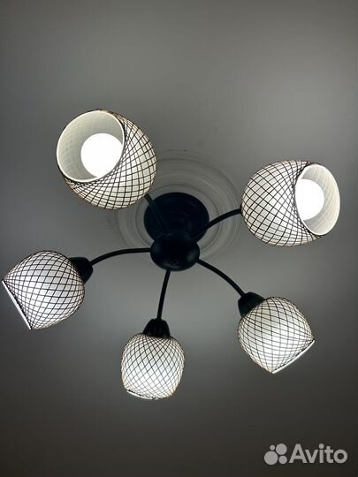 Люстра потолочная бу