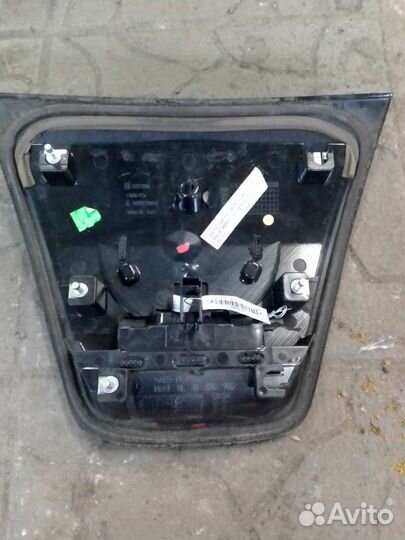 Ручка крышки багажника Опель астра J