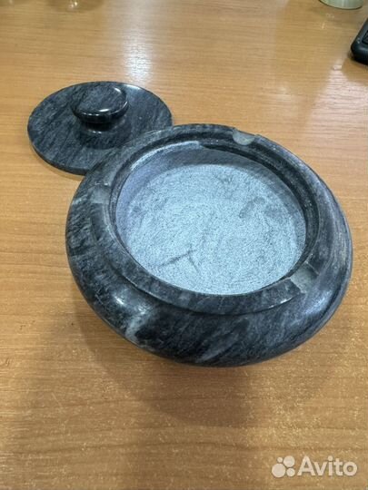 Пепельница из камня