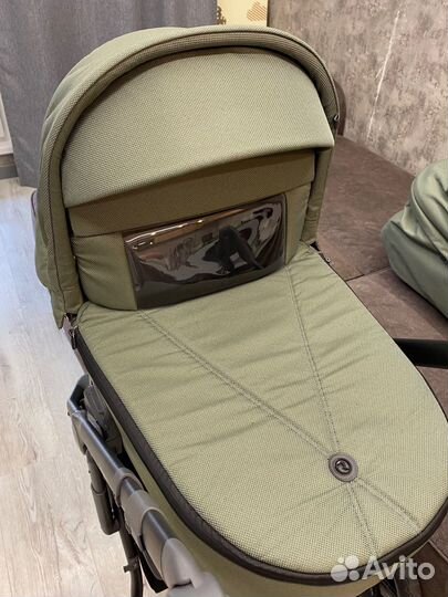 Коляска Roan Bass Next