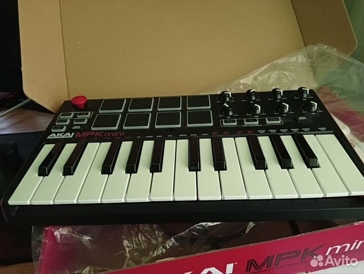 Midi-клавиатура akai MPK Mini mkii