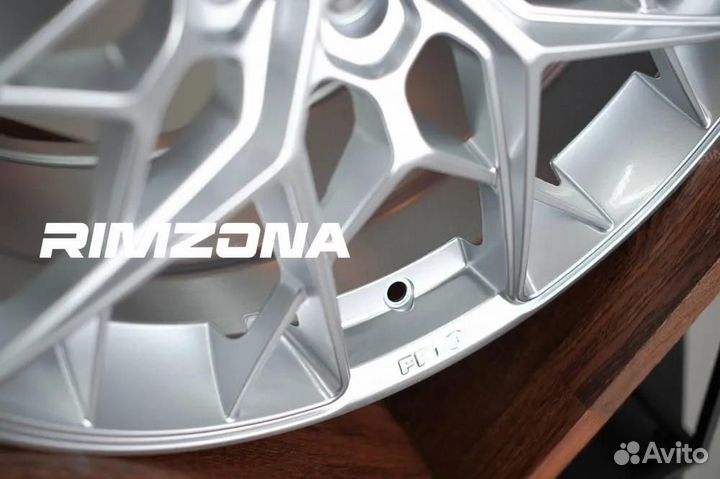 Литые диски HRE FF10 R19 et30.0 5x112.0 dia66.6