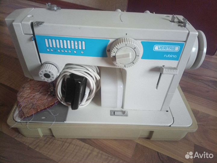 Швейная машина Veritas