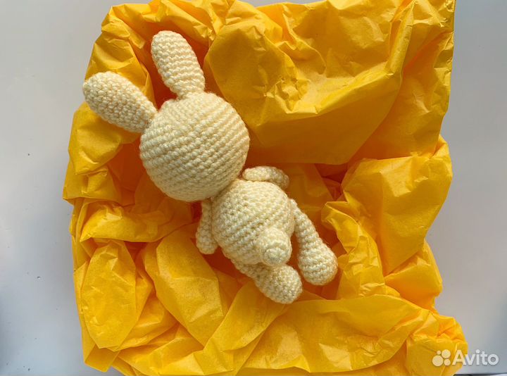 Зайчик символ года 2023 пасхальный кролик