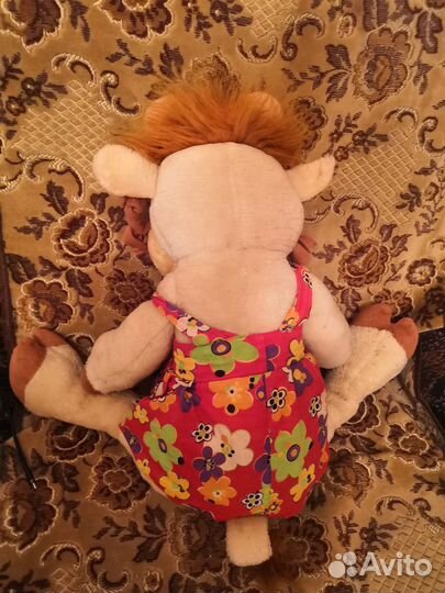 Милая мягкая игрушка