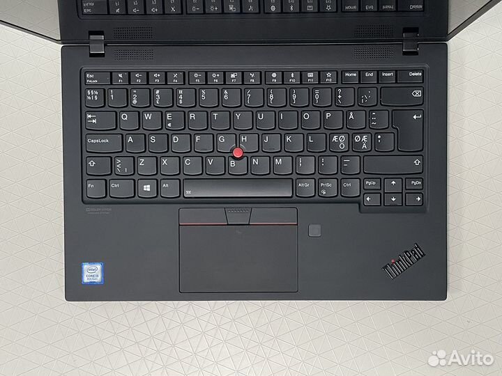 Lenovo ThinkPad X1 Carbon 7