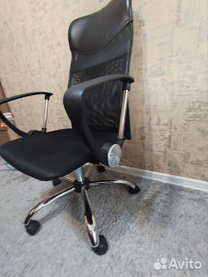 Компьютерное кресло