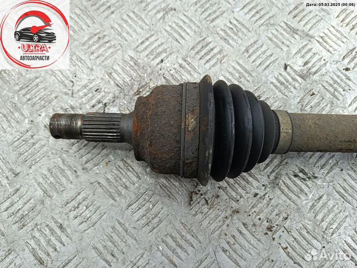 Полуось передняя левая б/у Peugeot 307 9636786780