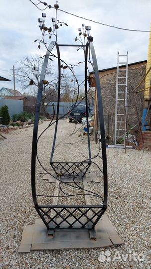 Арка садовая