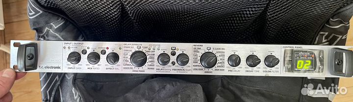 Вокальный звуковой процессор TC Electronic M350