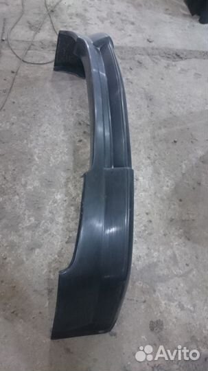 Накладка переднего бампера Wald Toyota Ipsum 10\15