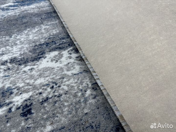 Палас 1.5х1.7 м новый