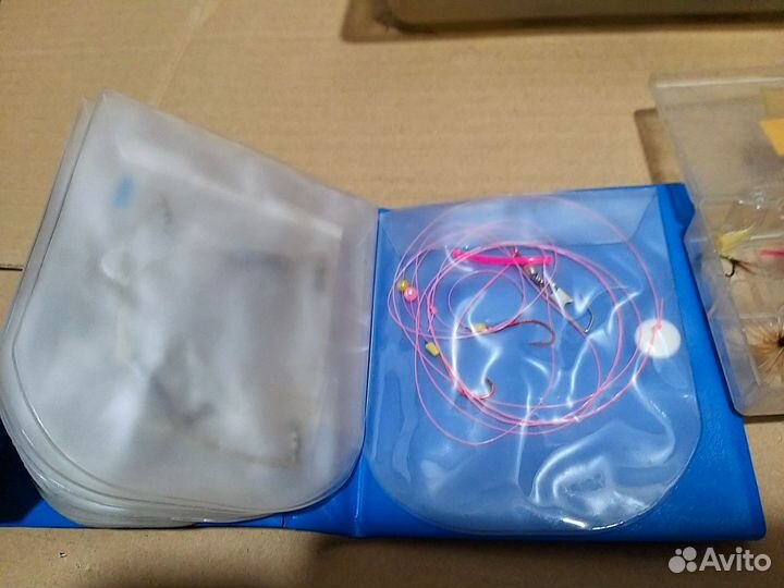 Старые рыболовные снасти