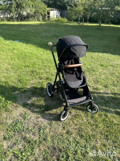 Коляска для погодок