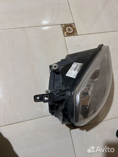 Фара на приору 1 правая