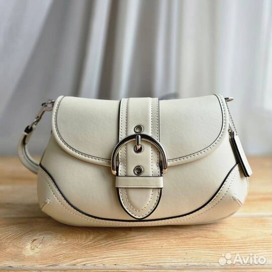 Сумка хобо Coach кожа