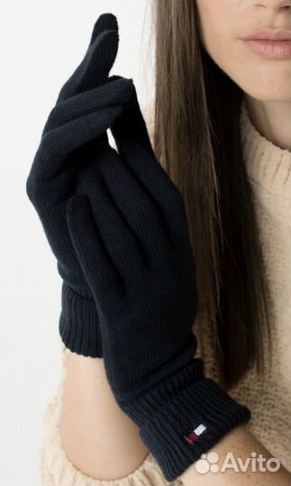 Шапка шарф и перчатки Tommy Hilfiger