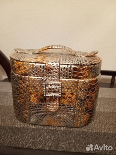 Шкатулка для украшений сувенирная