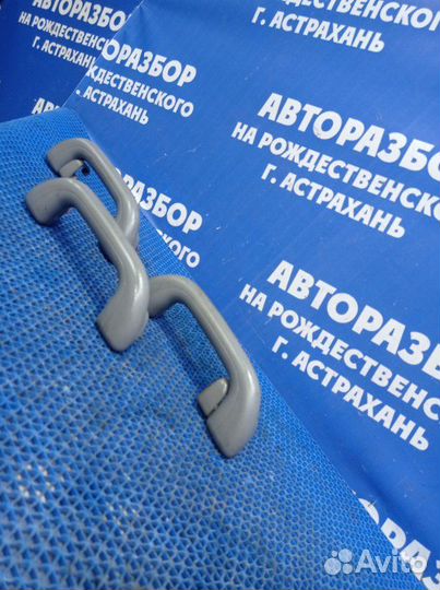 Ручка потолка Hyundai Solaris 1 хэтчбек G4FA 2012