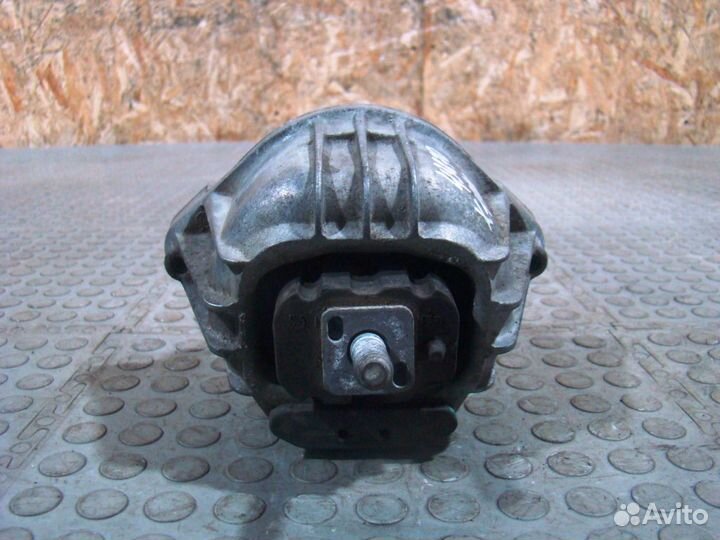 BMW X1 E84 Опора двигателя правая N47D20 МКПП