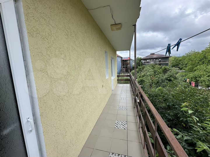 Комната 25 м², 1/3 эт.