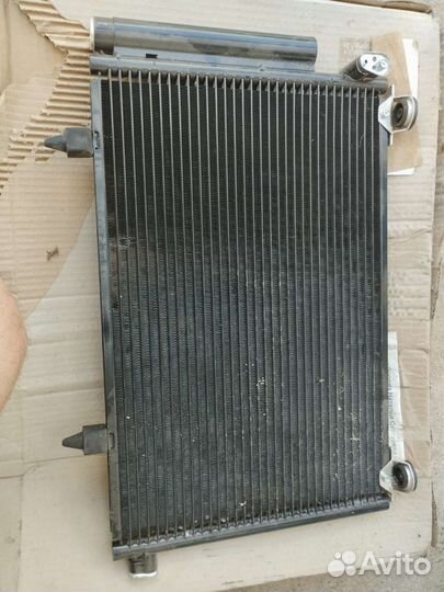Радиатор кондиционера Toyota