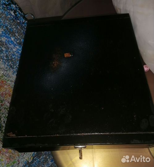 Кассовый ящик для денег