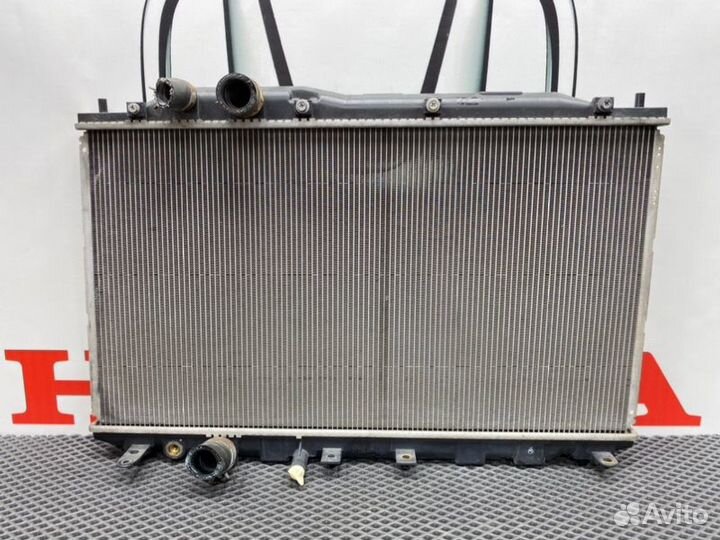 Радиатор охлаждения двигателя Honda Civic FD(4Д)