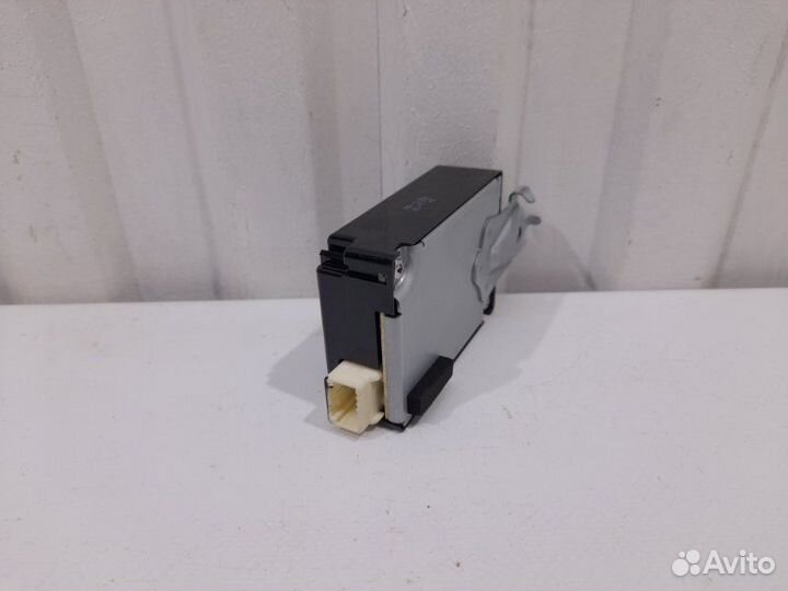 Блок электронный Toyota Camry Xv70 2AR-FE