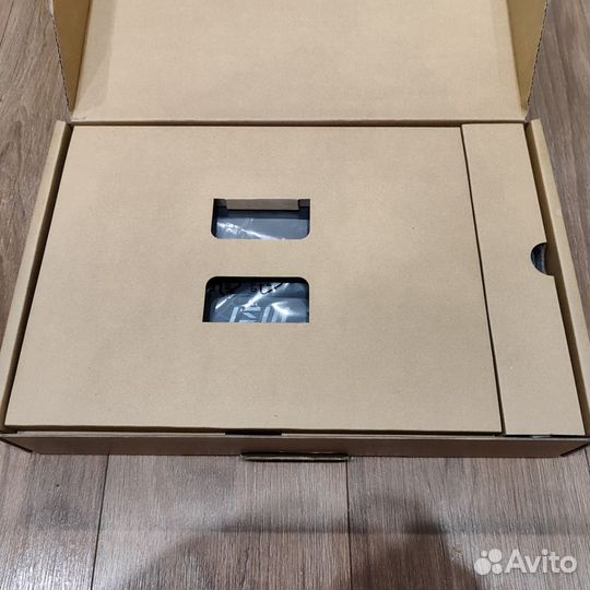 MSI Modern i3 1215U/8GB/SSD256