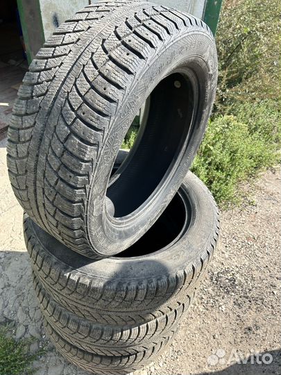 Gislaved Nord Frost 5 235/55 R17